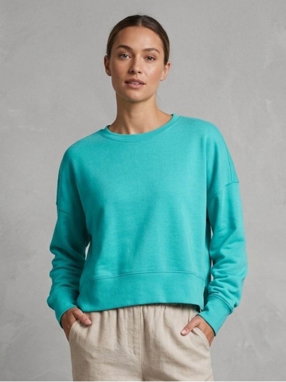 Zenana Bright Turquoise Crewneck Sweatshirt, Women’s Size Small